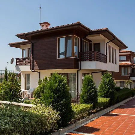 In Complex Trakiyskiy Bryag *