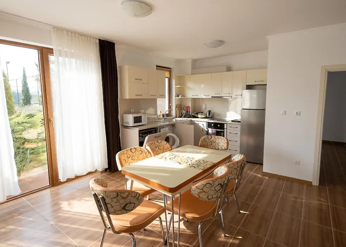 In Complex Trakiyskiy Bryag * Łozenec