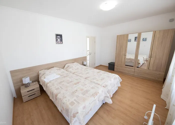 Willa In Complex Trakiyskiy Bryag Łozenec